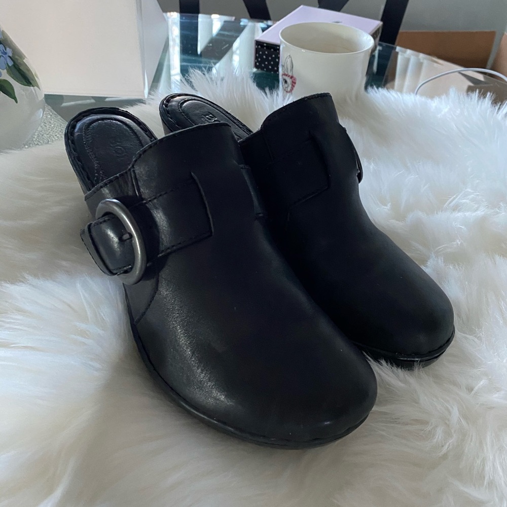 BORN black leather mules
